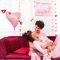 montaje con globo foil corazon 45cm rosa claro con "love" y flecha